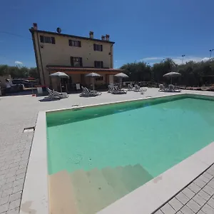 https://la-colombara.hotelinveneto.com