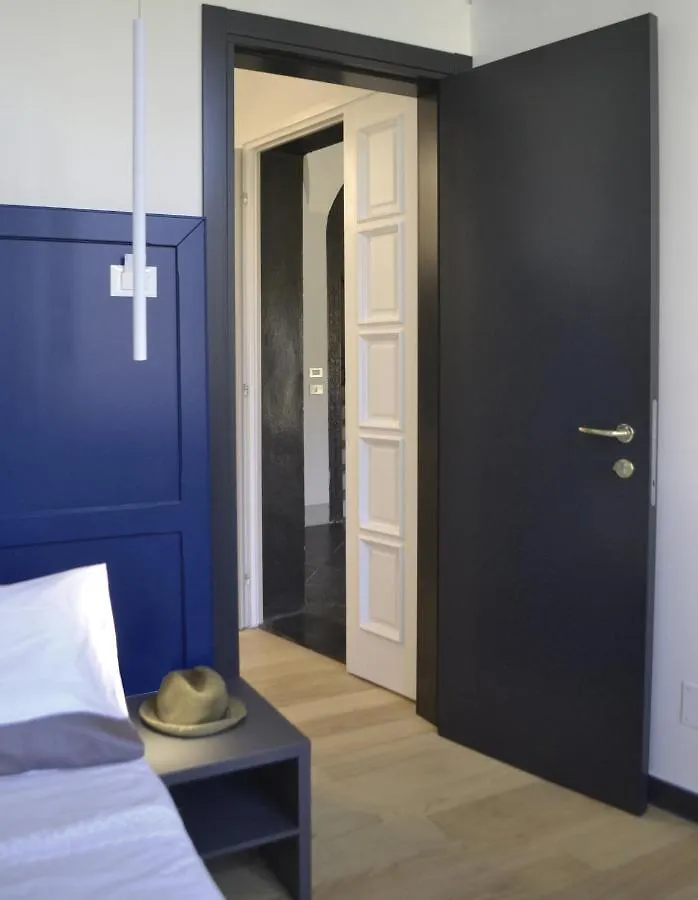 Da Dome Charm Rooms Levanto Guest house